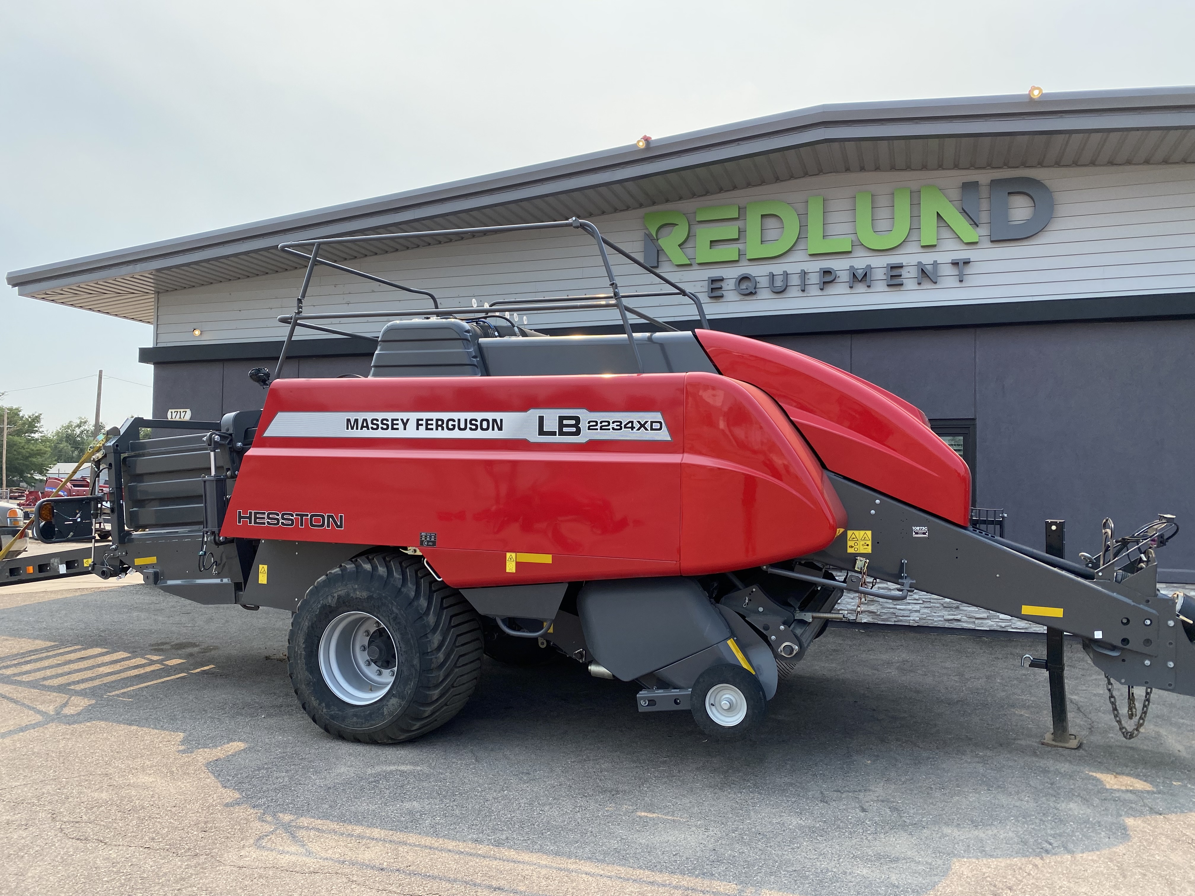 2023 Massey Ferguson LB2234XD