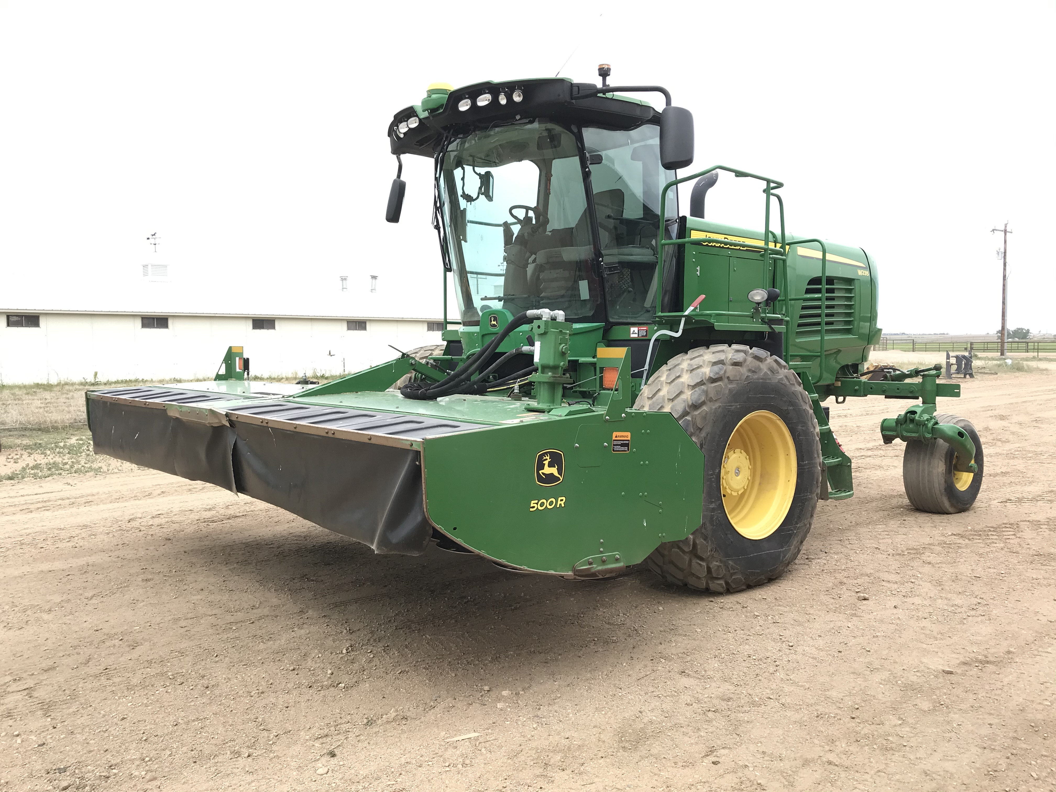 2017 John Deere W235