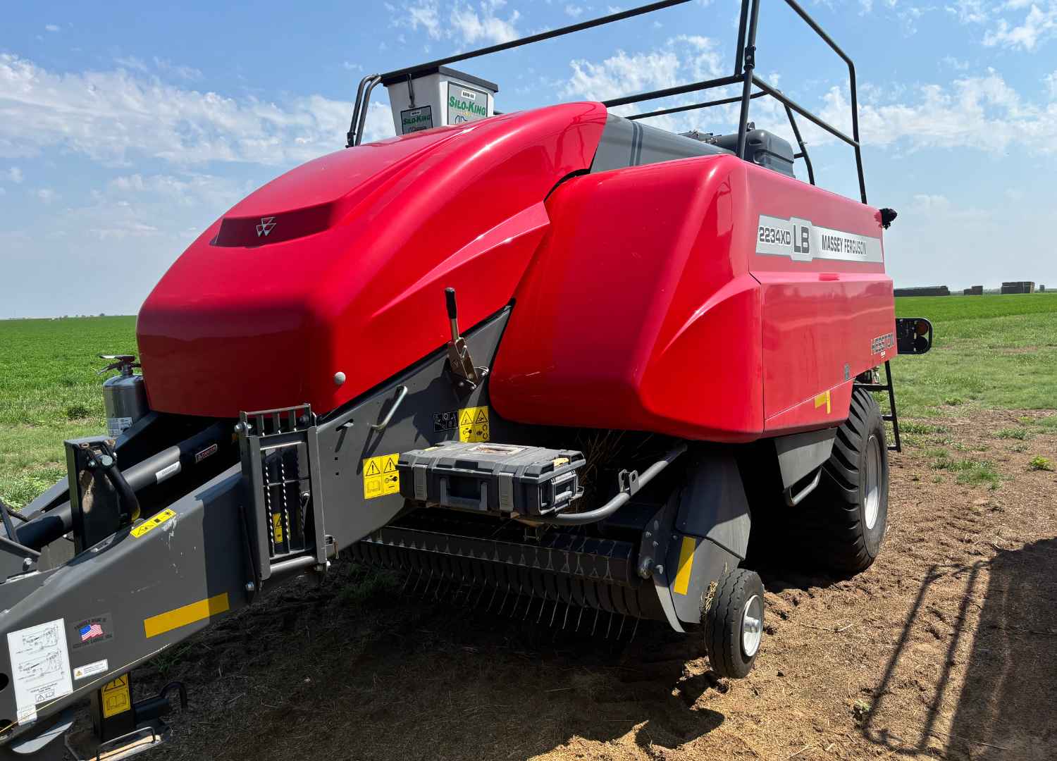 2023 Massey Ferguson LB2234X