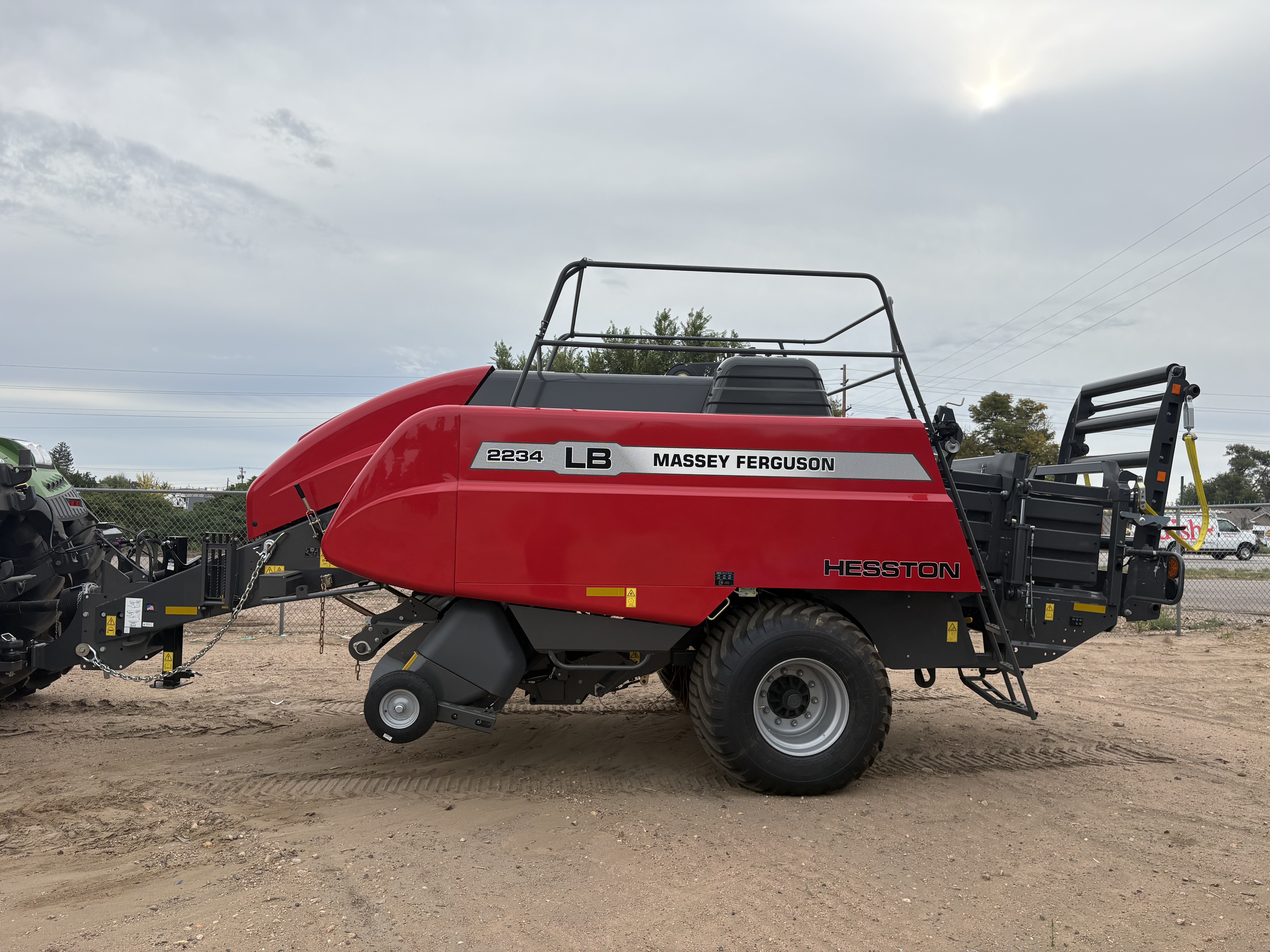 2027 Massey Ferguson MFLB2234
